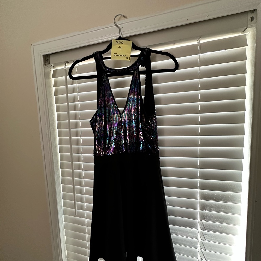 Dress - Picture 2 of 2